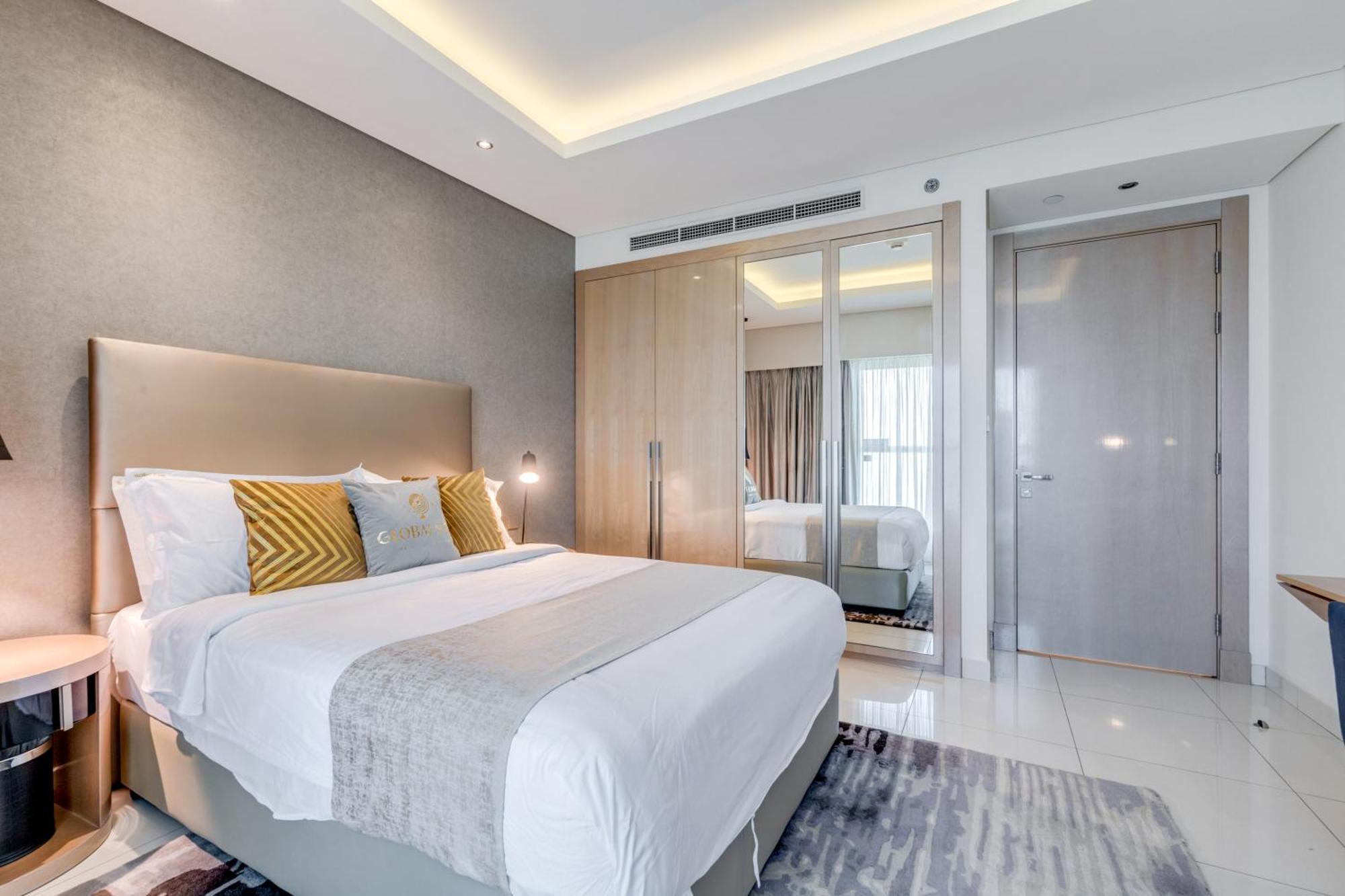 Globalstay Damac Towers By Paramount In Business Bay Dubai Exterior foto