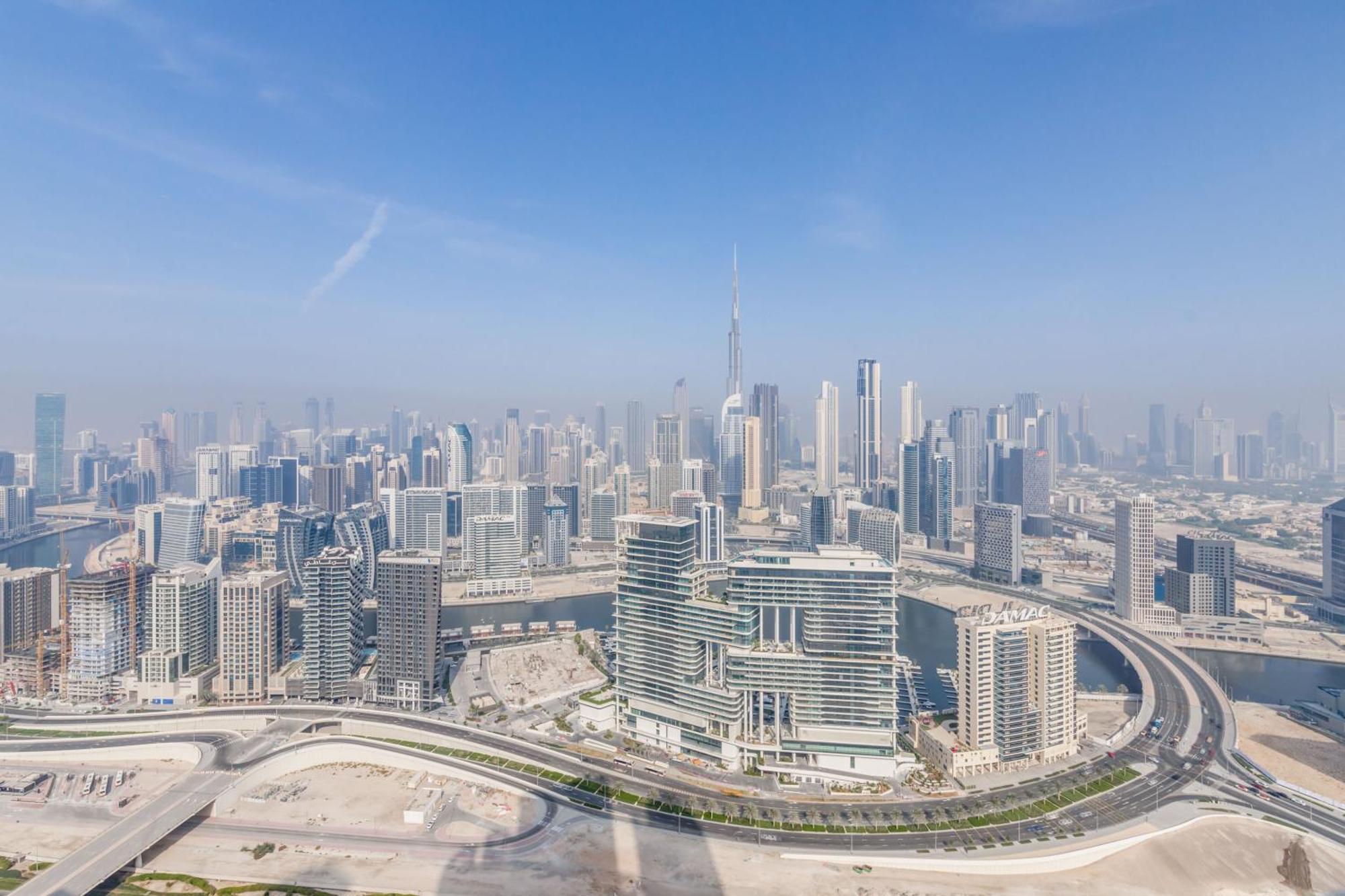 Globalstay Damac Towers By Paramount In Business Bay Dubai Exterior foto